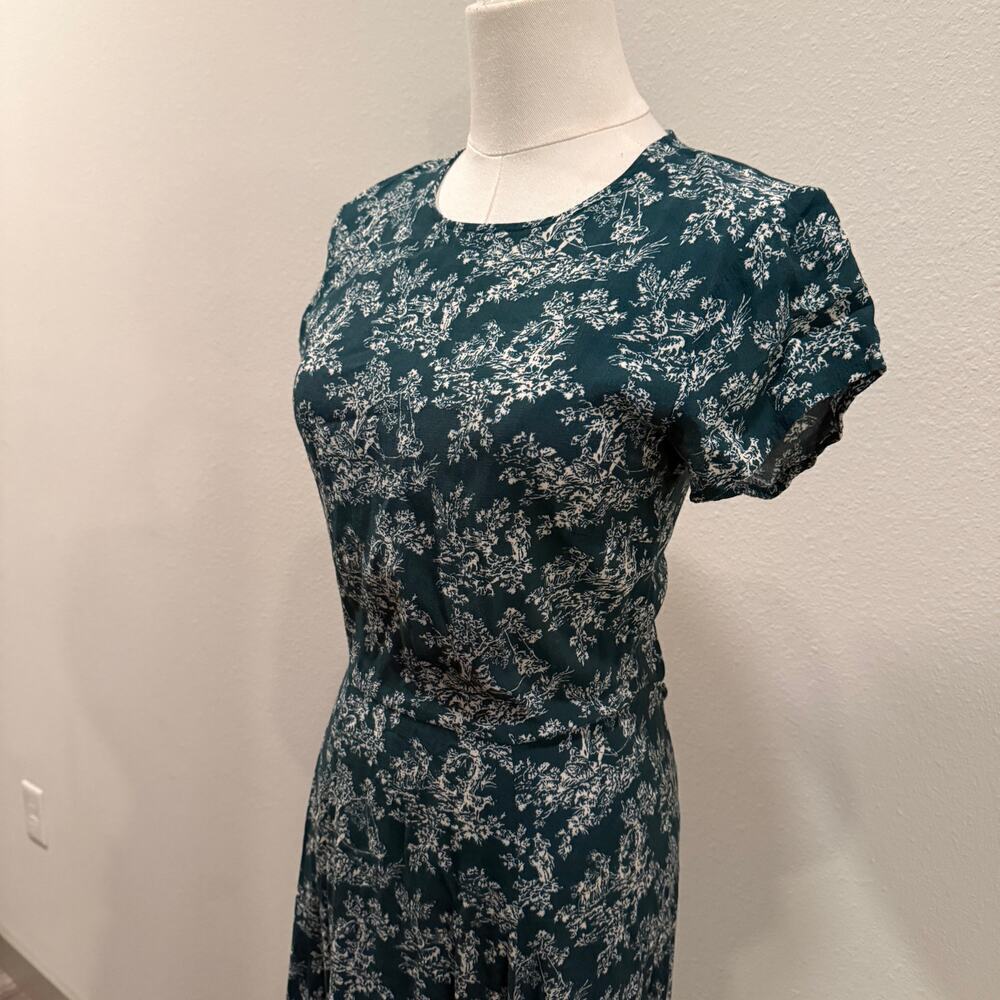 Urban Outfitters Lindsey Floral Open Back Toile Green Midi Dress Medium Coquette - Picture 6 of 9